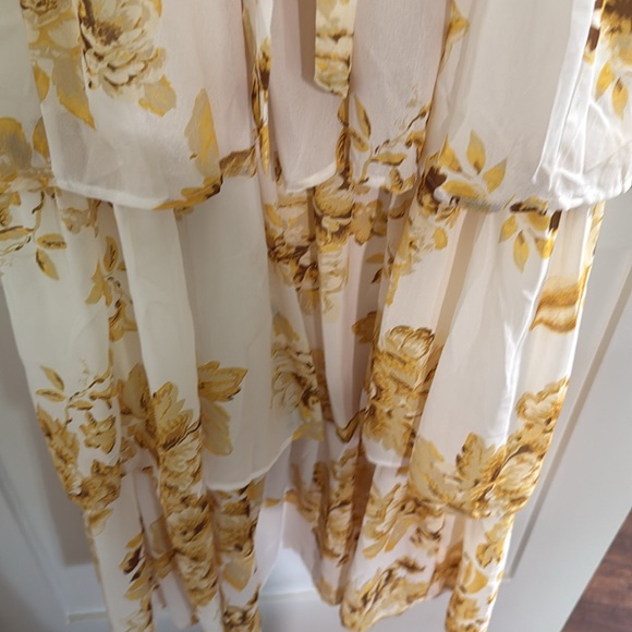 Bohme NWT white and yellow tiered dress. Size medium. - Picture 8 of 12